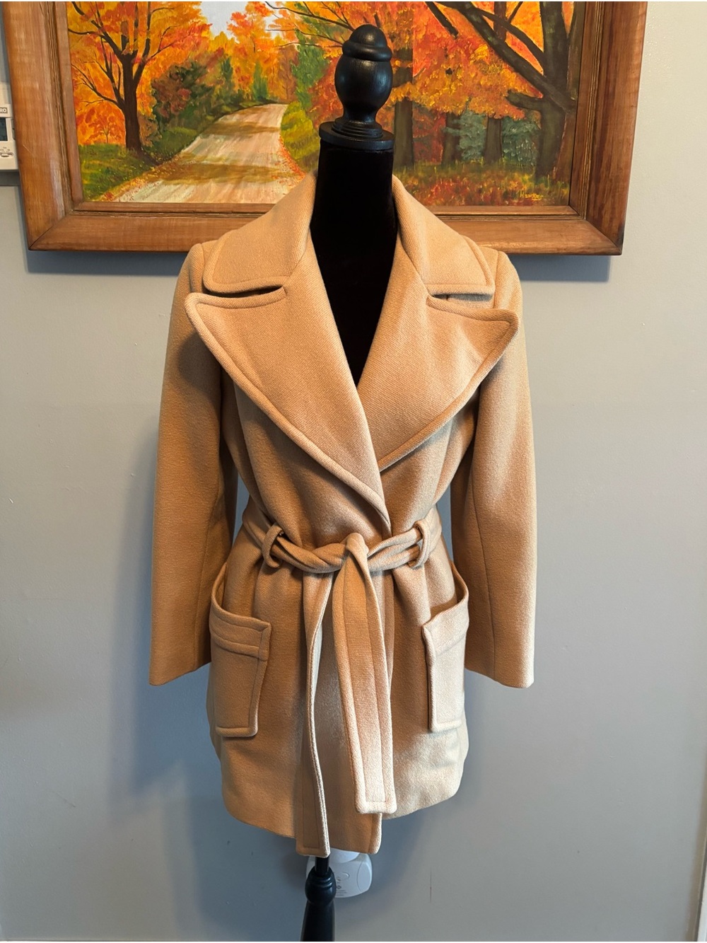 Bonwit Teller Vintage Women’s Tailored Camel Short Fully Lined Wool Trench Coat